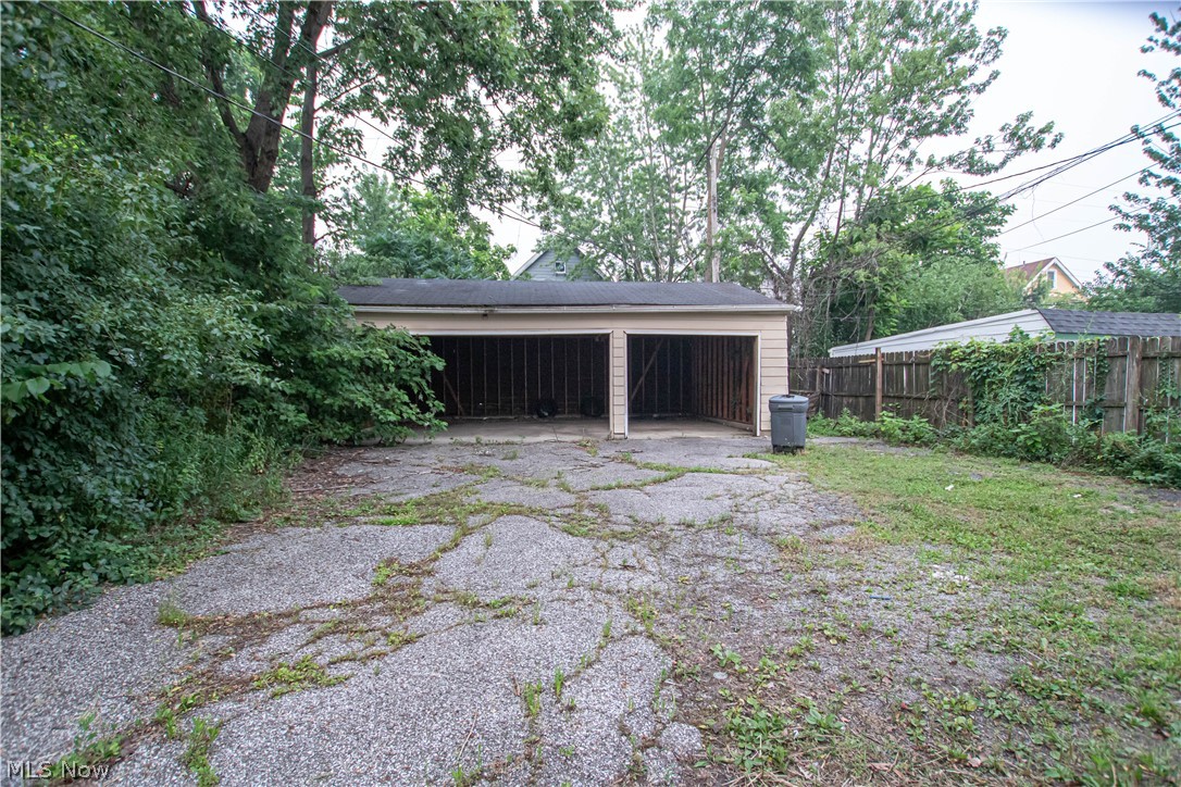 3713 E 151st Street Cleveland OH 44120