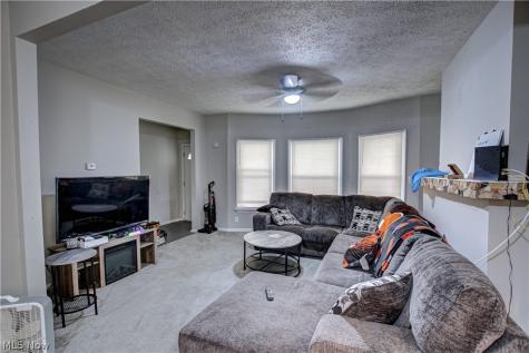 3713 E 151st Street Cleveland OH 44120