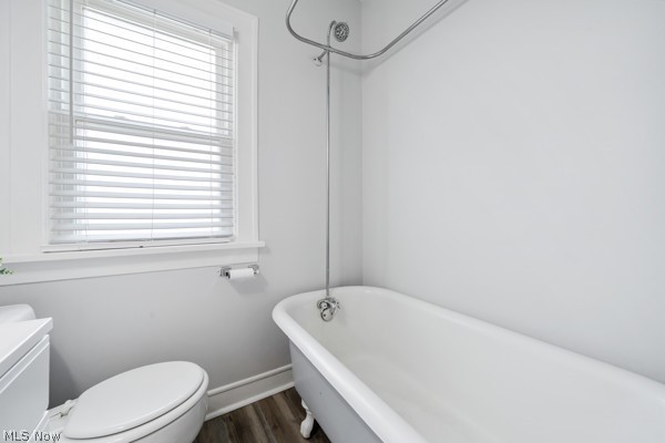 2067 Wascana Avenue Lakewood OH 44107
