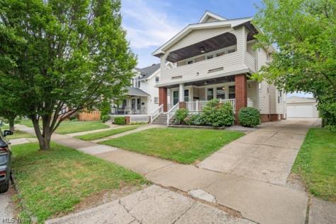 2067 Wascana Avenue Lakewood OH 44107