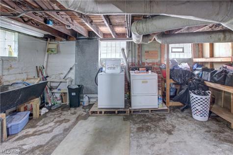 2189 W 105th Street Cleveland OH 44102