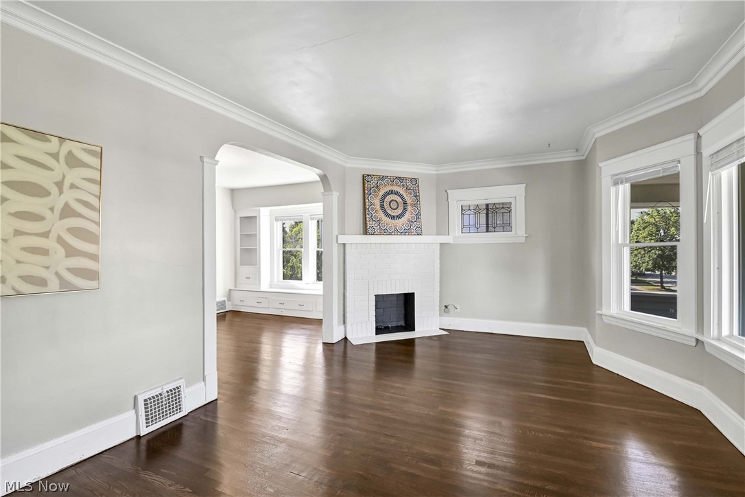 1221 Brockley Avenue Lakewood OH 44107