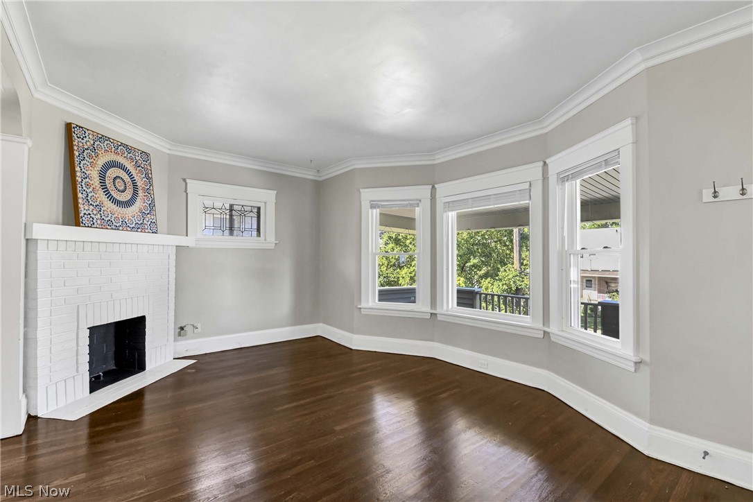1221 Brockley Avenue Lakewood OH 44107