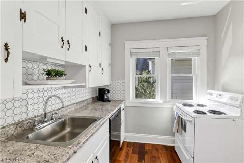 1221 Brockley Avenue Lakewood OH 44107