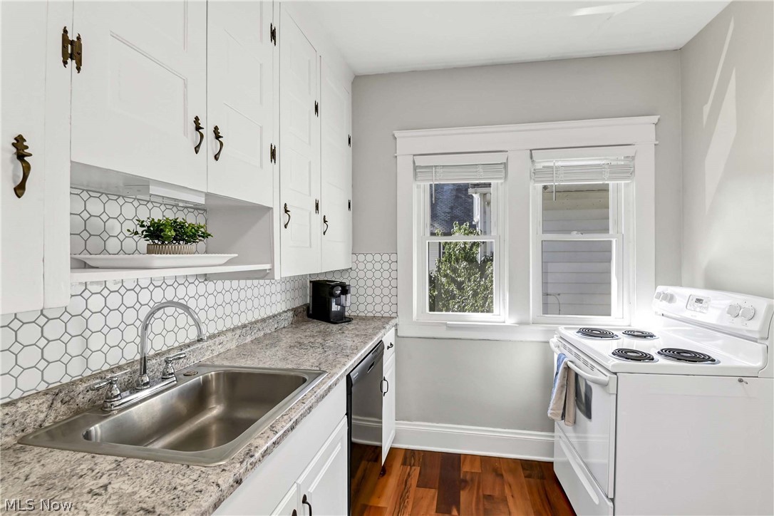 1221 Brockley Avenue Lakewood OH 44107