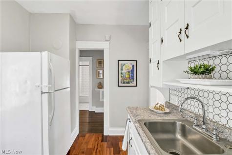 1221 Brockley Avenue Lakewood OH 44107