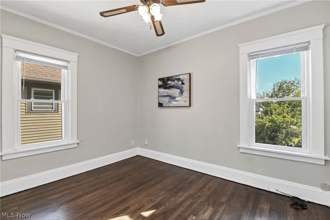 1221 Brockley Avenue Lakewood OH 44107