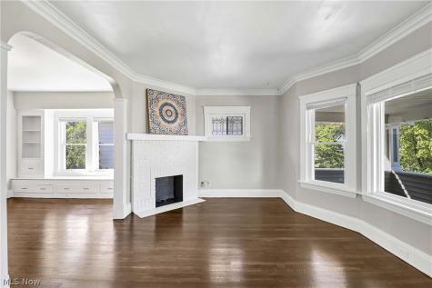 1221 Brockley Avenue Lakewood OH 44107