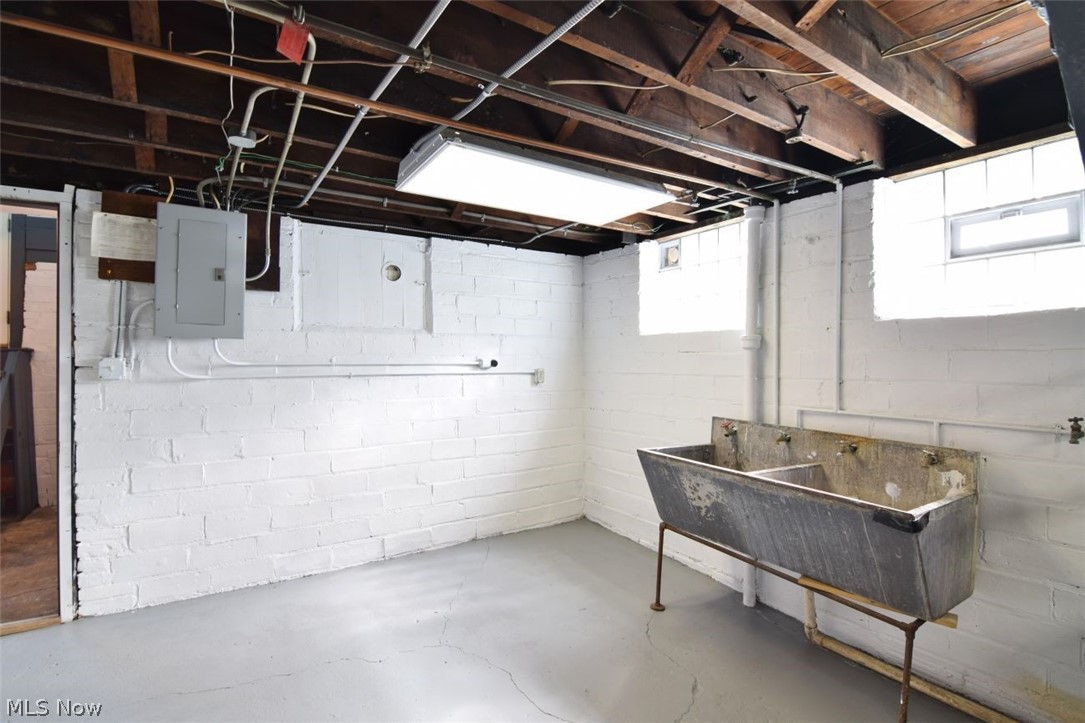 11420 Clifton Boulevard Cleveland OH 44102