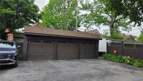 3646 Lynnfield Road Shaker Heights OH 44122