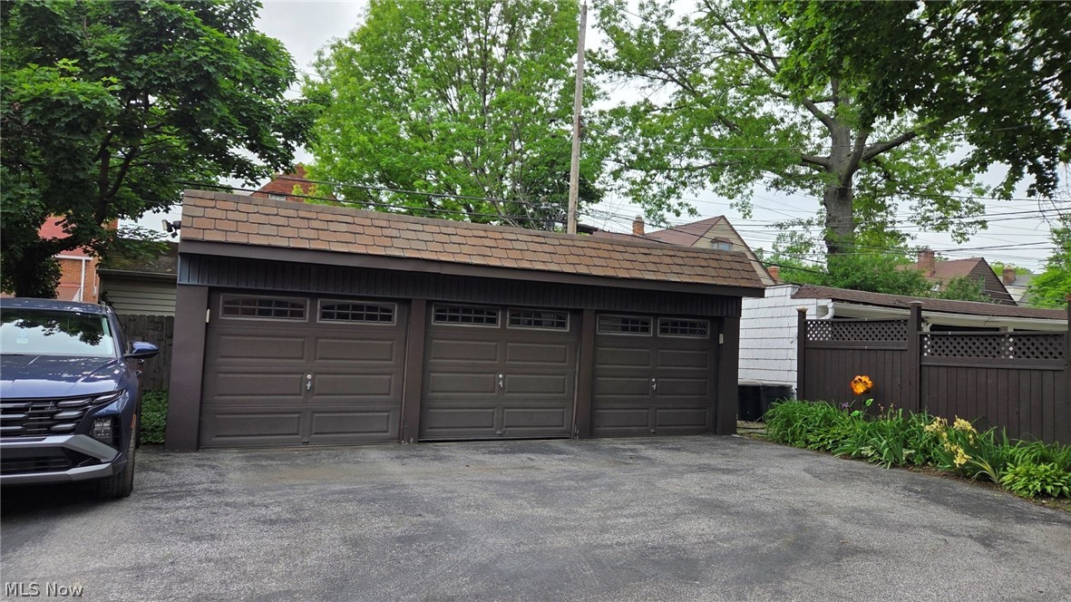 3646 Lynnfield Road Shaker Heights OH 44122