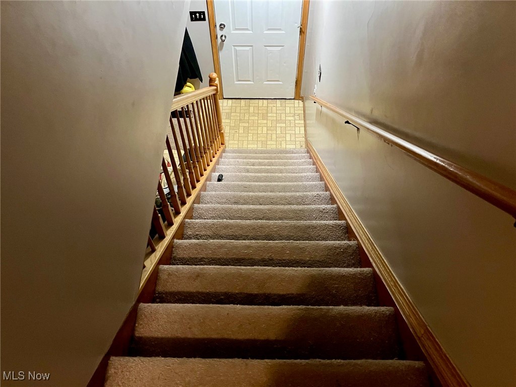 1088 Buena Vista Drive Akron OH 44319