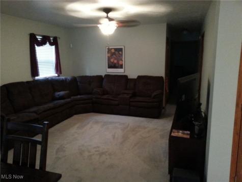 1088 Buena Vista Drive Akron OH 44319