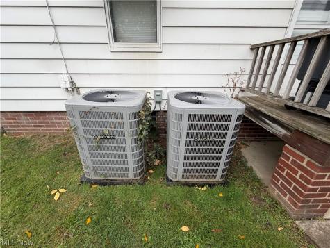 4901 E 111th Street Garfield Heights OH 44125