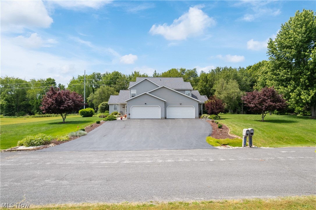 2419 Meadow Spring Circle Akron OH 44312