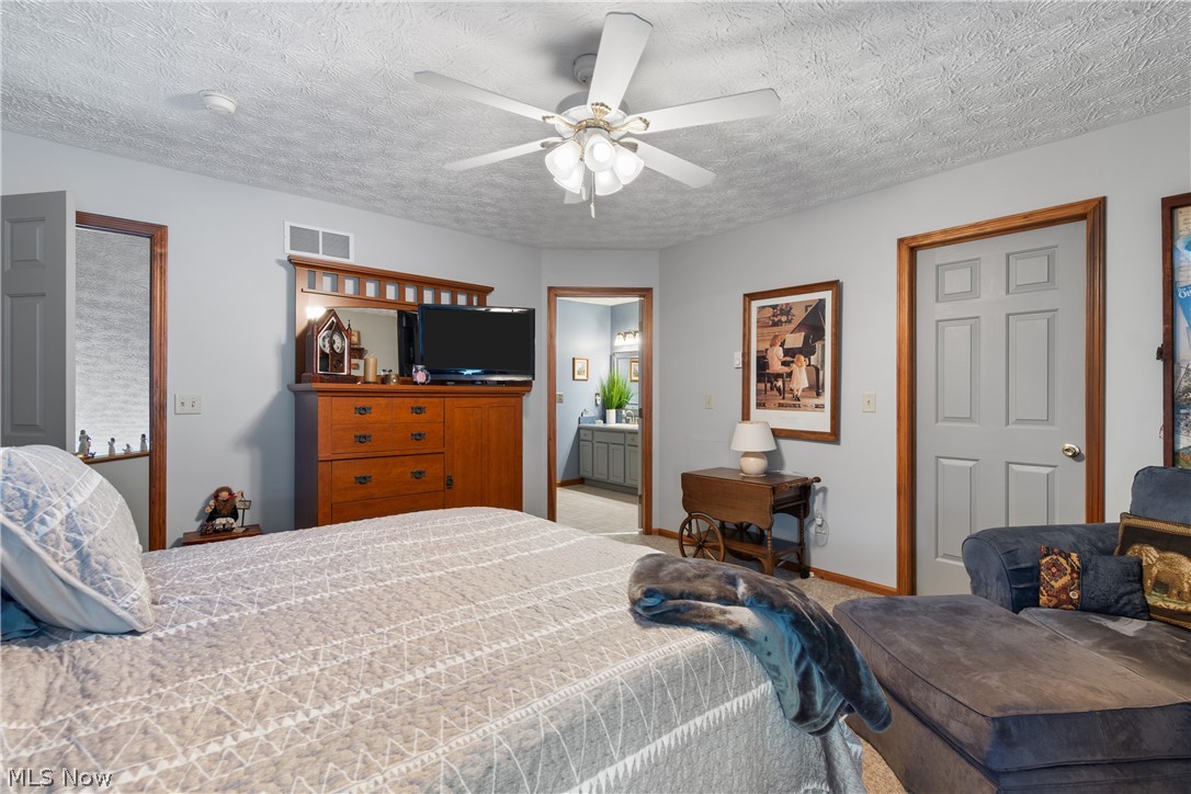 2419 Meadow Spring Circle Akron OH 44312