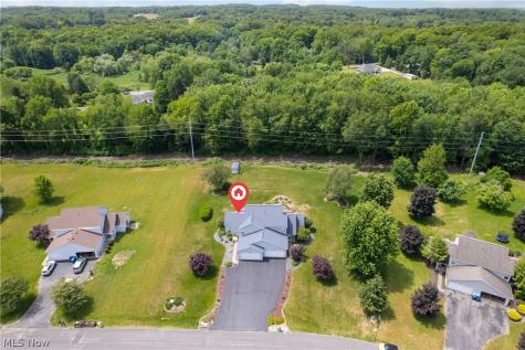 2419 Meadow Spring Circle Akron OH 44312