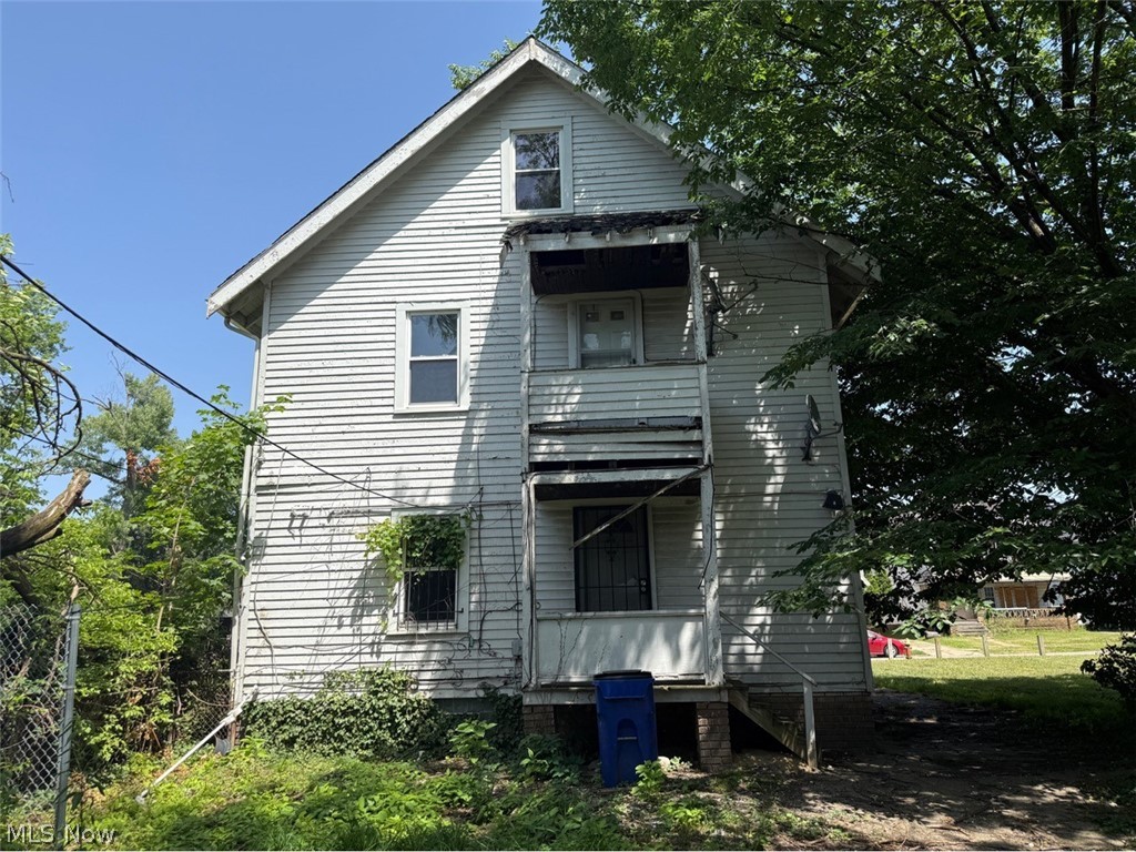 1248 E 137th Street East Cleveland OH 44112
