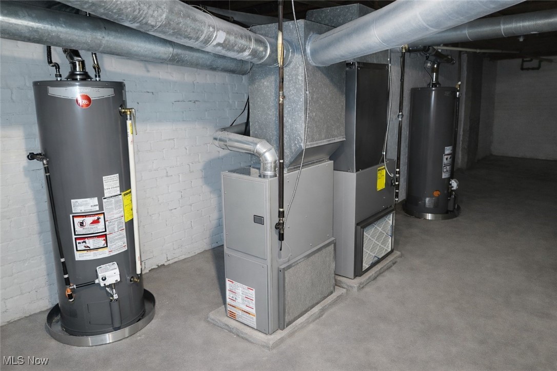 915 Eddy Road Cleveland OH 44108