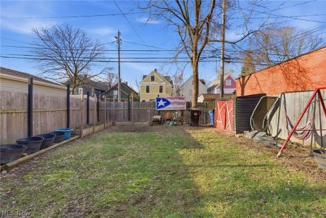 4200 Bridge Avenue Cleveland OH 44113