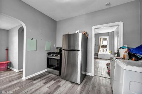 16 Columbus Street Bedford OH 44146