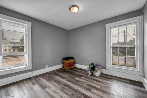 16 Columbus Street Bedford OH 44146