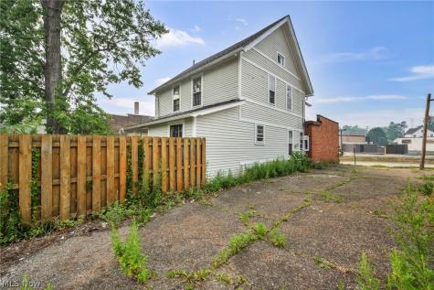 16 Columbus Street Bedford OH 44146