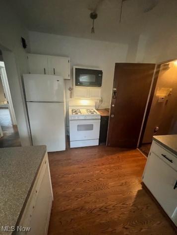 2915 Ludlow Road Cleveland OH 44120