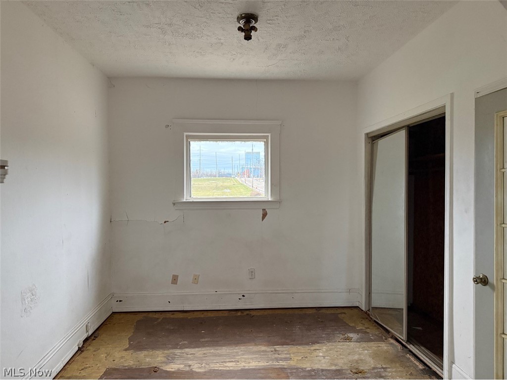 7611 Marble Avenue Cleveland OH 44105