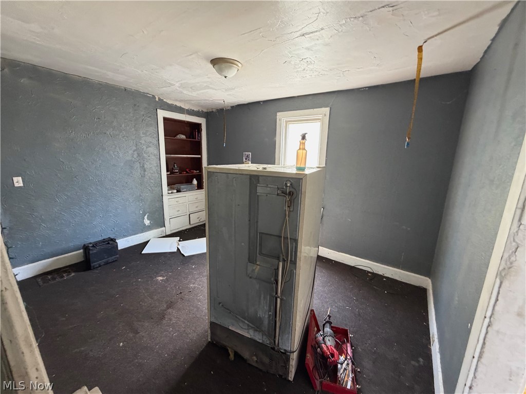 825 Laura Avenue East Liverpool OH 43920