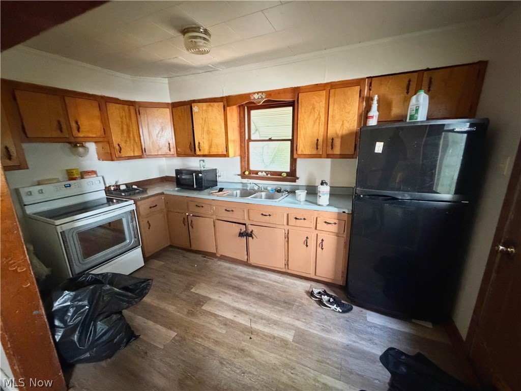 825 Laura Avenue East Liverpool OH 43920