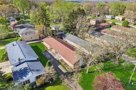 2830-2832 Morewood Road Fairlawn OH 44333