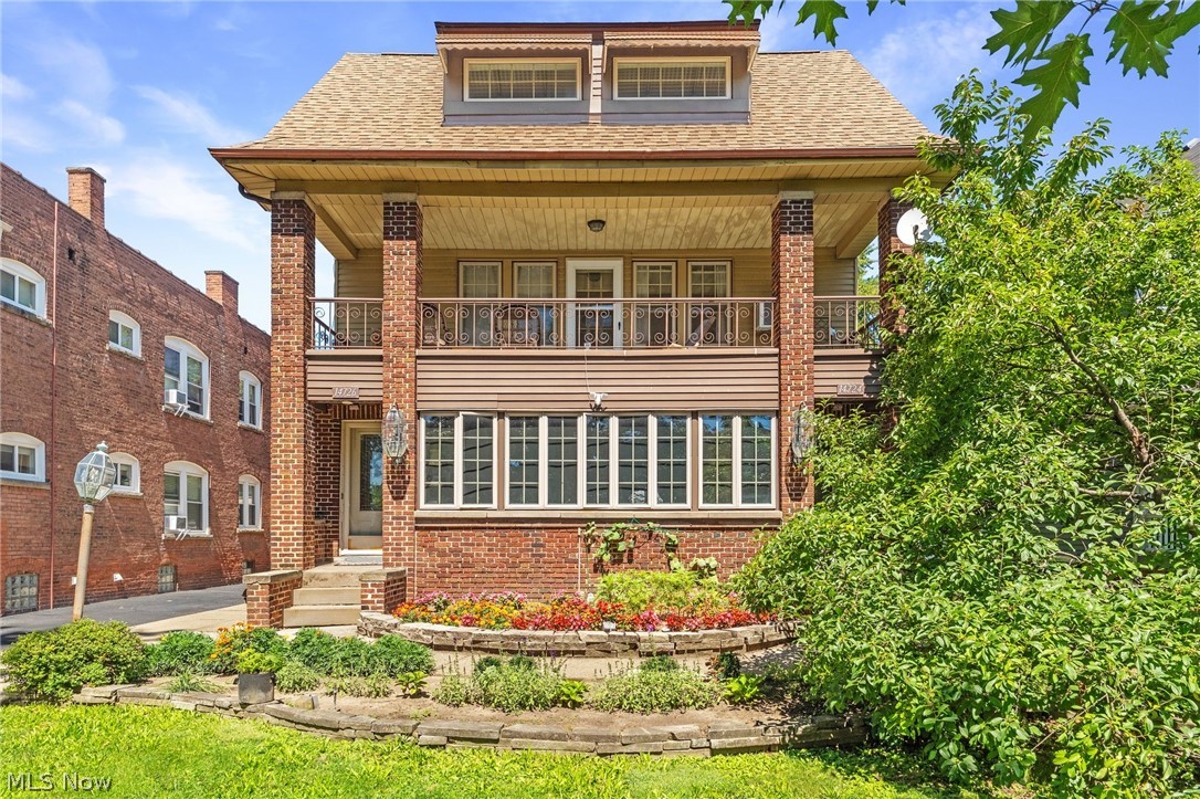 14724 Clifton Boulevard Lakewood OH 44107