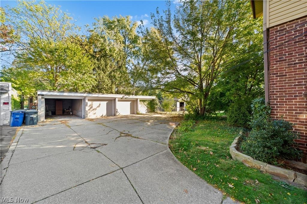 14724 Clifton Boulevard Lakewood OH 44107