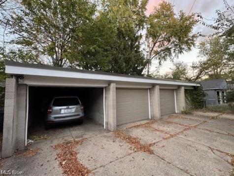 14724 Clifton Boulevard Lakewood OH 44107