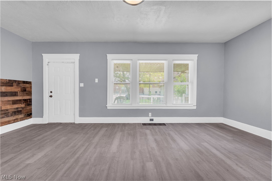 3150 W 46th Street Cleveland OH 44102