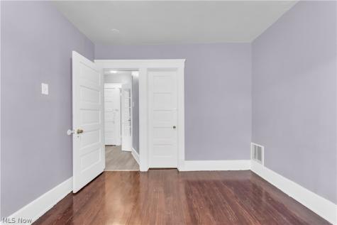 3150 W 46th Street Cleveland OH 44102