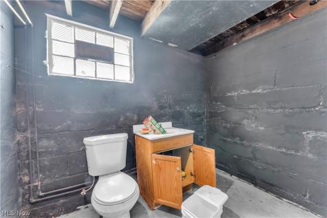 3150 W 46th Street Cleveland OH 44102