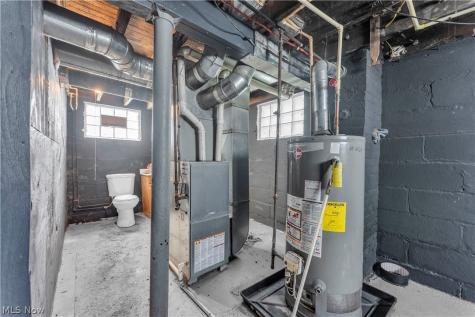 3150 W 46th Street Cleveland OH 44102