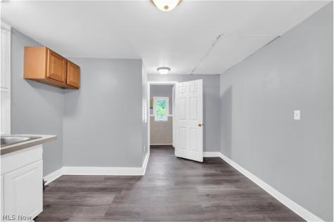 3150 W 46th Street Cleveland OH 44102