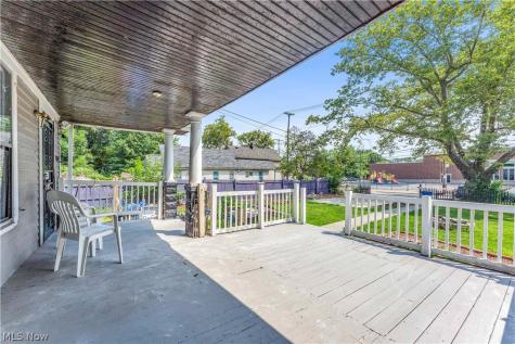 3150 W 46th Street Cleveland OH 44102