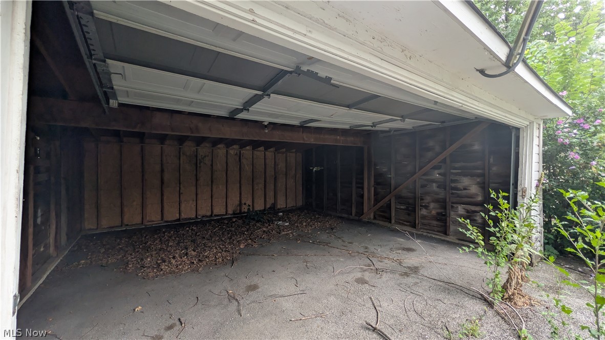 3669 E 113th Street Cleveland OH 44105