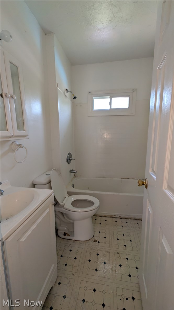 3669 E 113th Street Cleveland OH 44105