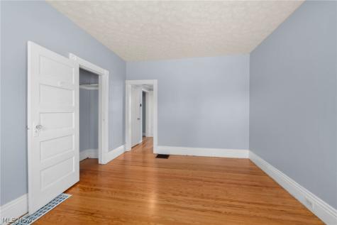 1738 Erie Street S Massillon OH 44646