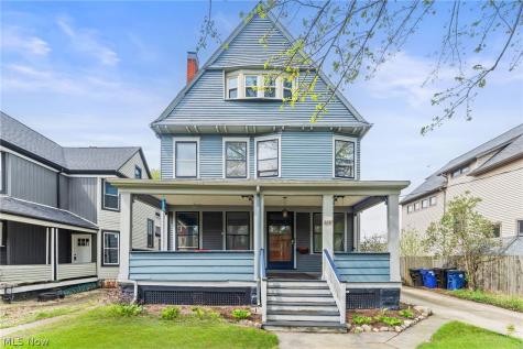 6110 W Clinton Avenue Cleveland OH 44102