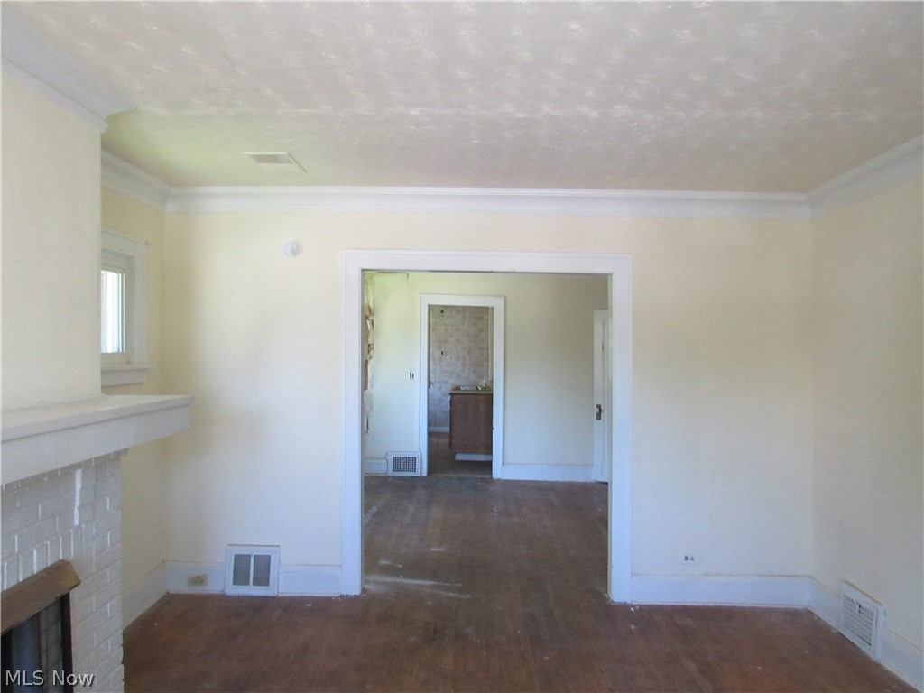 742 Linn Drive Cleveland OH 44108