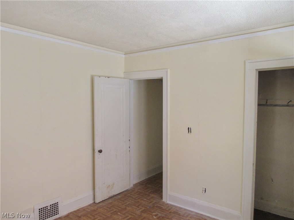 742 Linn Drive Cleveland OH 44108