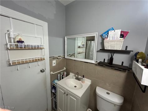 2710 Althen Avenue Cleveland OH 44109