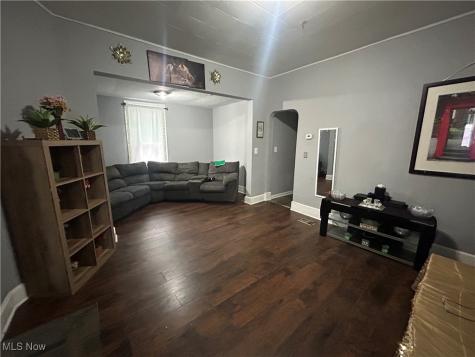 2710 Althen Avenue Cleveland OH 44109