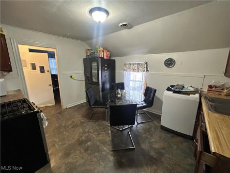 2710 Althen Avenue Cleveland OH 44109
